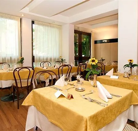 Hotel Bristol 3*